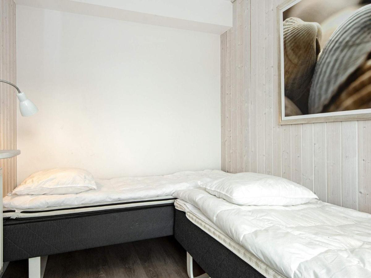 6 Person Holiday Home In Wendtorf Ngoại thất bức ảnh